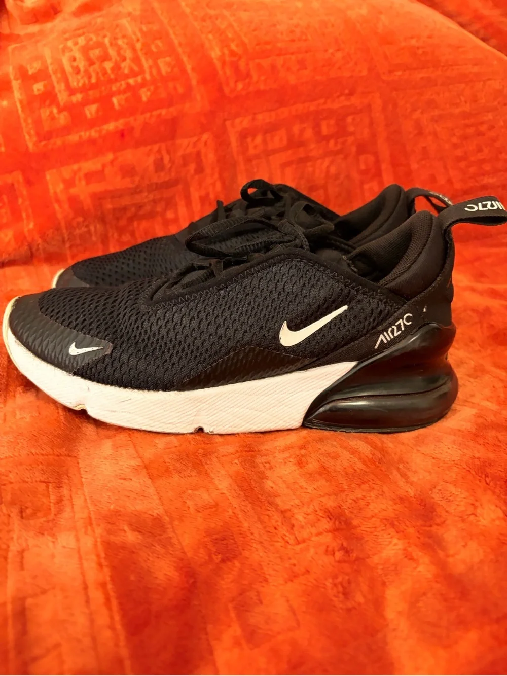 Nike Kids Black and White Air Max 270